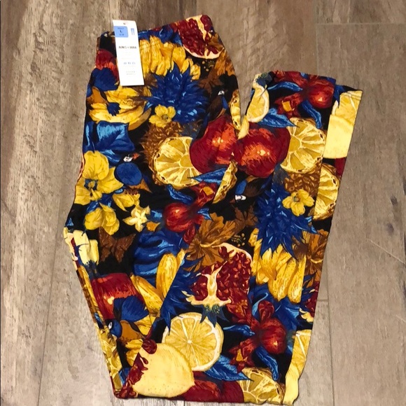 Large Leggings - Picture 1 of 2